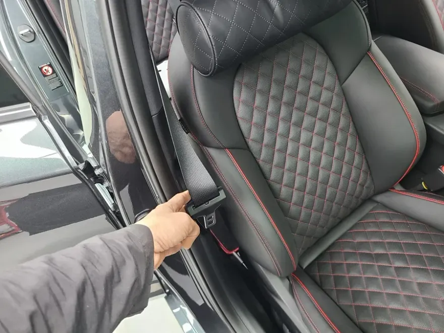 Genesis G70 interior customization - Genesis G70 Interior Customization Review — Red Seatbelts photo 3