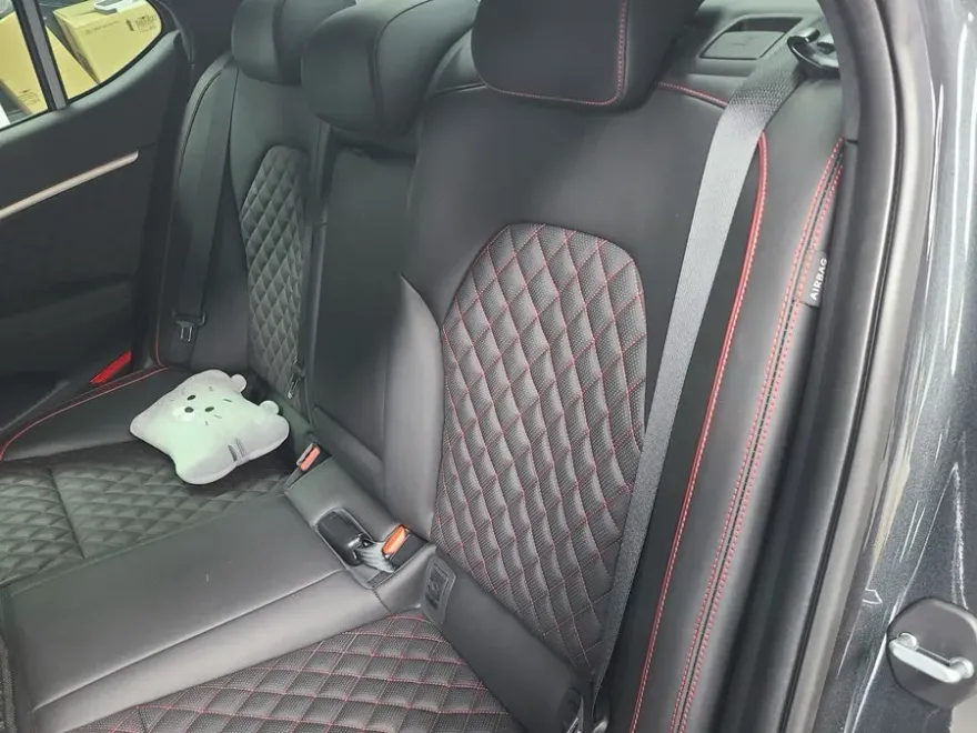 Genesis G70 interior customization - Genesis G70 Interior Customization Review — Red Seatbelts photo 6