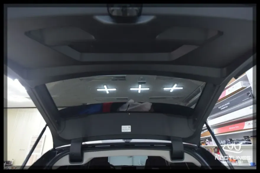 BMW i3のカーフィルム施工事例|費用目安・仕上がり 施工写真 1-3