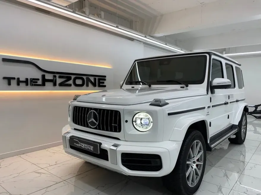 メルセデス・ベンツ G63 AMGのホワイトラッピング事例 施工写真 2-3