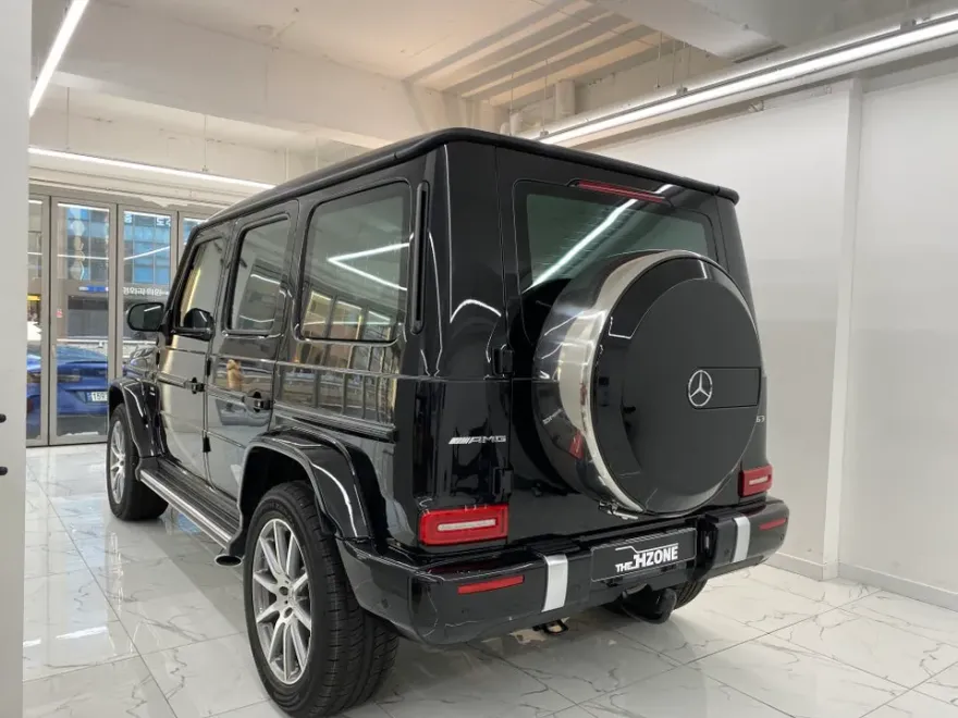 メルセデス・ベンツ G63 AMGのホワイトラッピング事例 施工写真 3-3