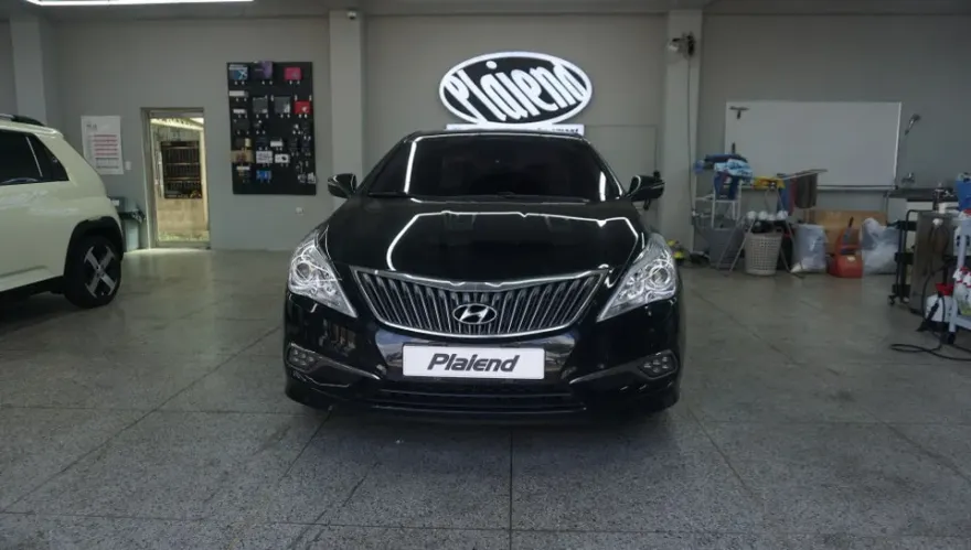 Hyundai Grandeur HGのカーフィルム施工事例|費用目安・仕上がり 施工写真 1-1
