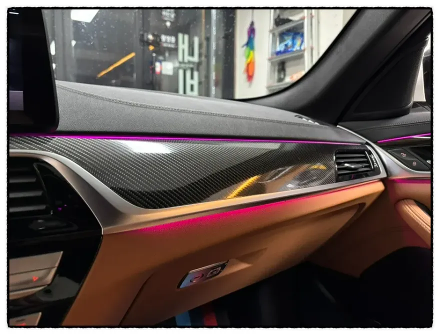 BMW 5 Seriesのカーラッピング事例 施工写真 3-2