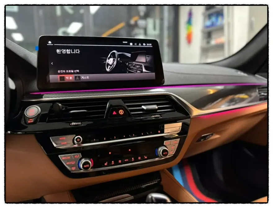 BMW 5 Seriesのカーラッピング事例 施工写真 4-2