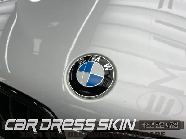 BMW X3のカーラッピング事例|ナ尔多グレーの仕上がり 施工写真 3-1