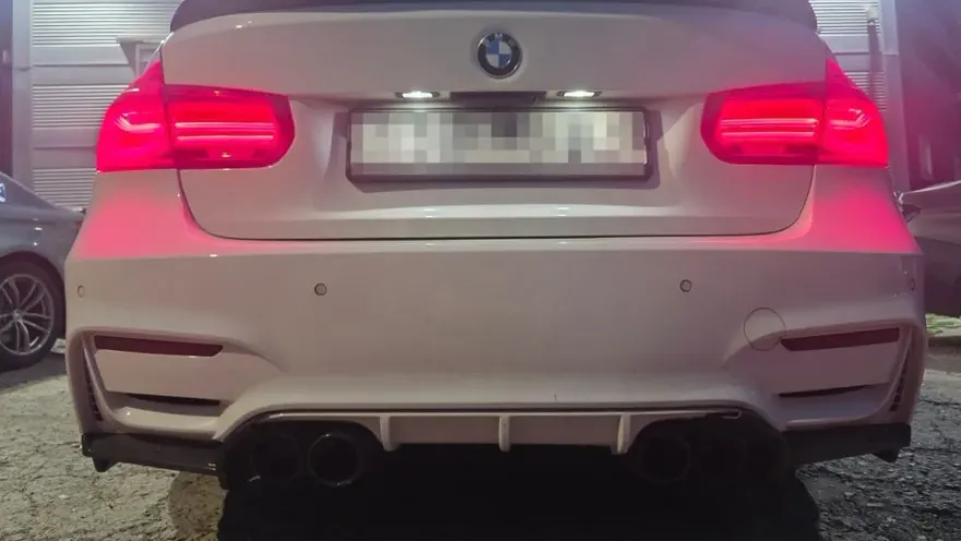 BMW 3 Series F30 body kit - BMW 3 Series F30 Body Kit Installation Review photo 2