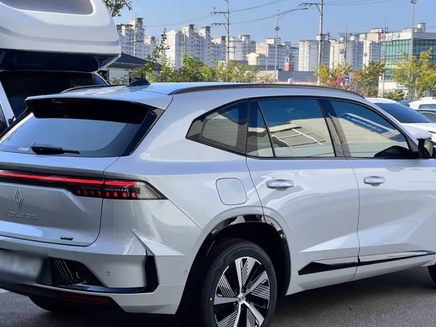 Renault Grand Koleosのカーフィルム施工事例|費用目安・仕上がり 施工写真 1-3