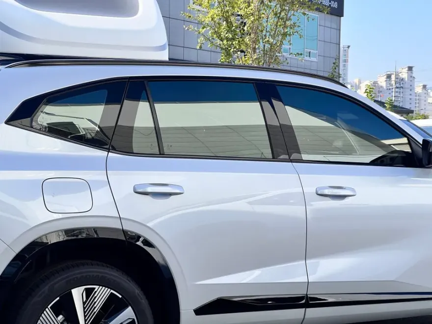 Renault Grand Koleosのカーフィルム施工事例|費用目安・仕上がり 施工写真 2-3