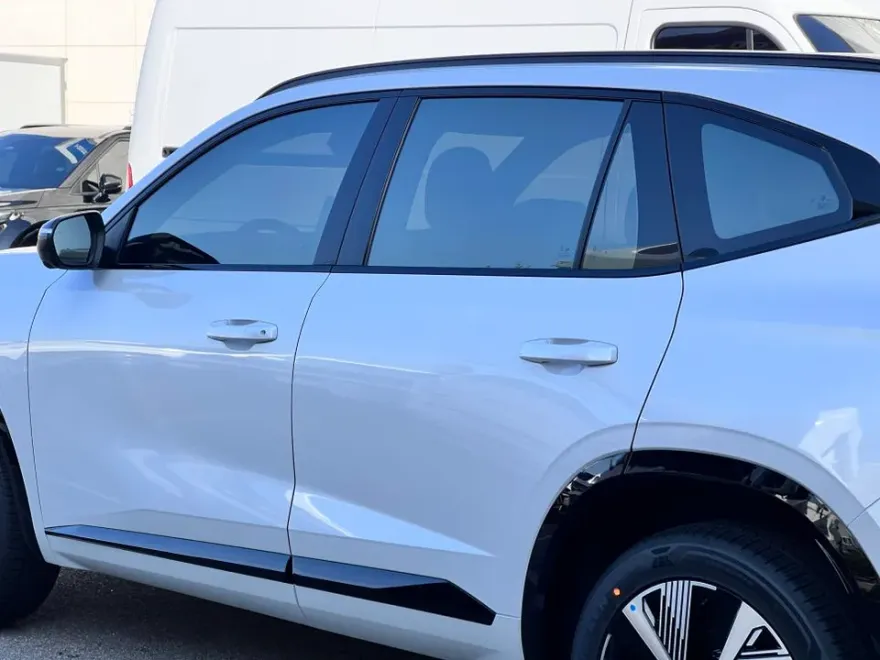 Renault Grand Koleosのカーフィルム施工事例|費用目安・仕上がり 施工写真 3-3