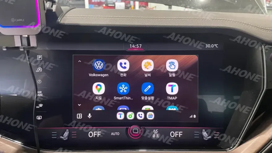 Volkswagen Touareg android head unit - Volkswagen Touareg CarPlay Retrofit Installation Review — Cost photo 4