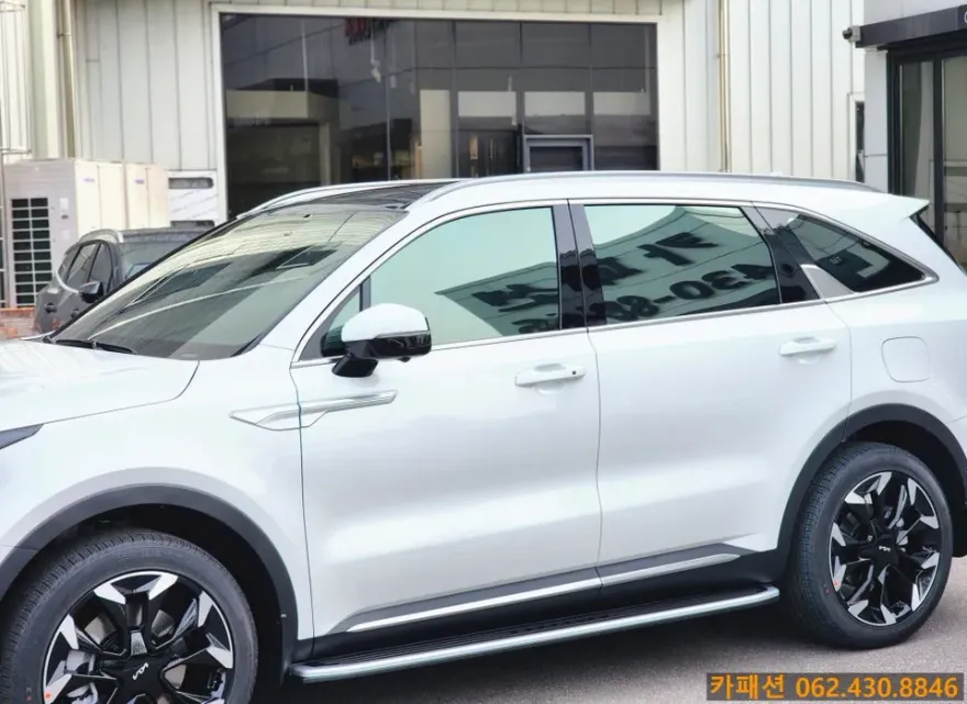 Kia Sorento MQ4のカーフィルム施工事例|費用目安・仕上がり 施工写真 4-1