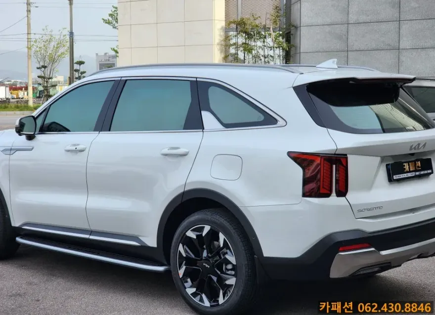 Kia Sorento MQ4のカーフィルム施工事例|費用目安・仕上がり 施工写真 3-2