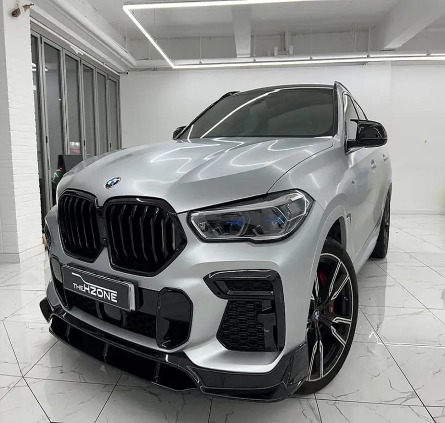 BMW X6 vinyl wrap installation result