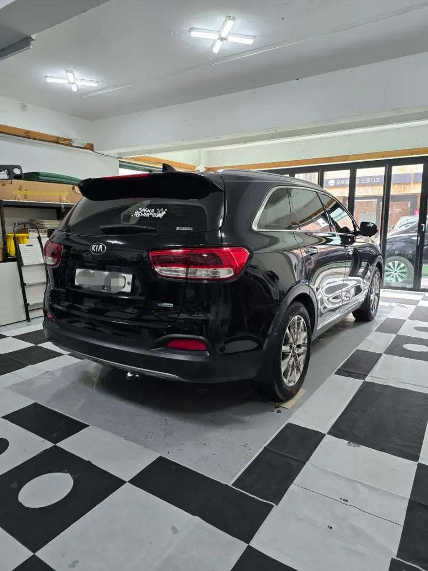 Kia Sorento MQ4のAndroid Auto・CarPlay取付事例 施工写真 4-2