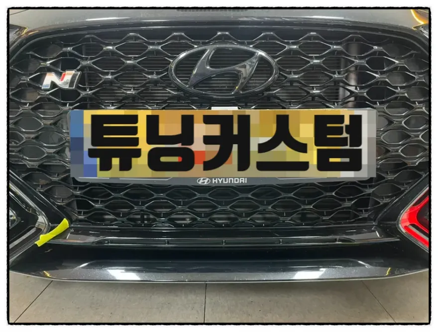 Hyundai Veloster Nのカーラッピング事例|費用目安・仕上がり 施工写真 3-2