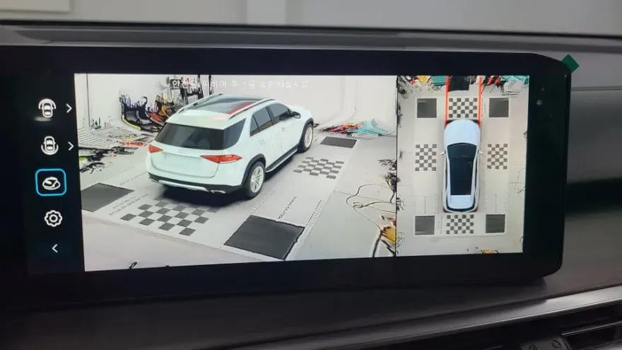 Kia Sorento MQ4 surround view camera installation result