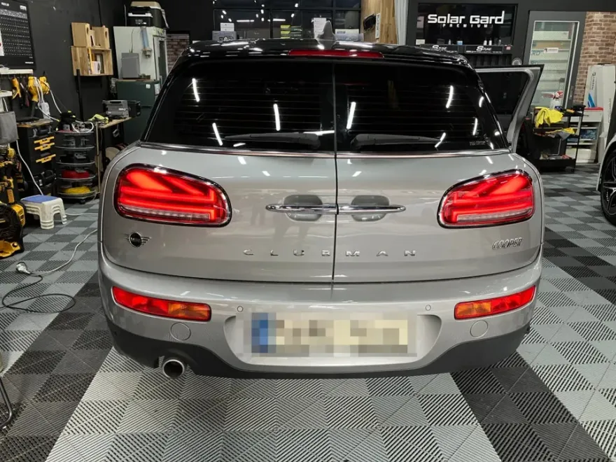 MINI Clubmanのドラレコ取付事例|費用目安・仕上がり 施工写真 2-1