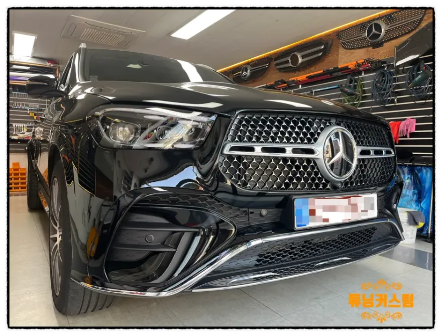 Mercedes-Benz GLE 450のカーラッピング事例|費用目安・仕上がり 施工写真 3-1