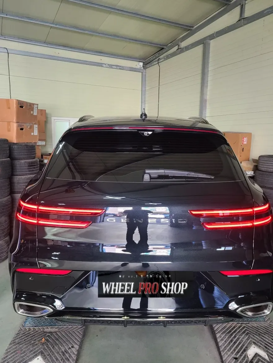 Genesis GV70 wheel repair installation result