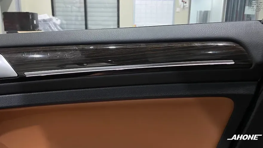 Volkswagen Golf ambient lighting - Volkswagen Golf Ambient Lighting Installation Review — Cost photo 3