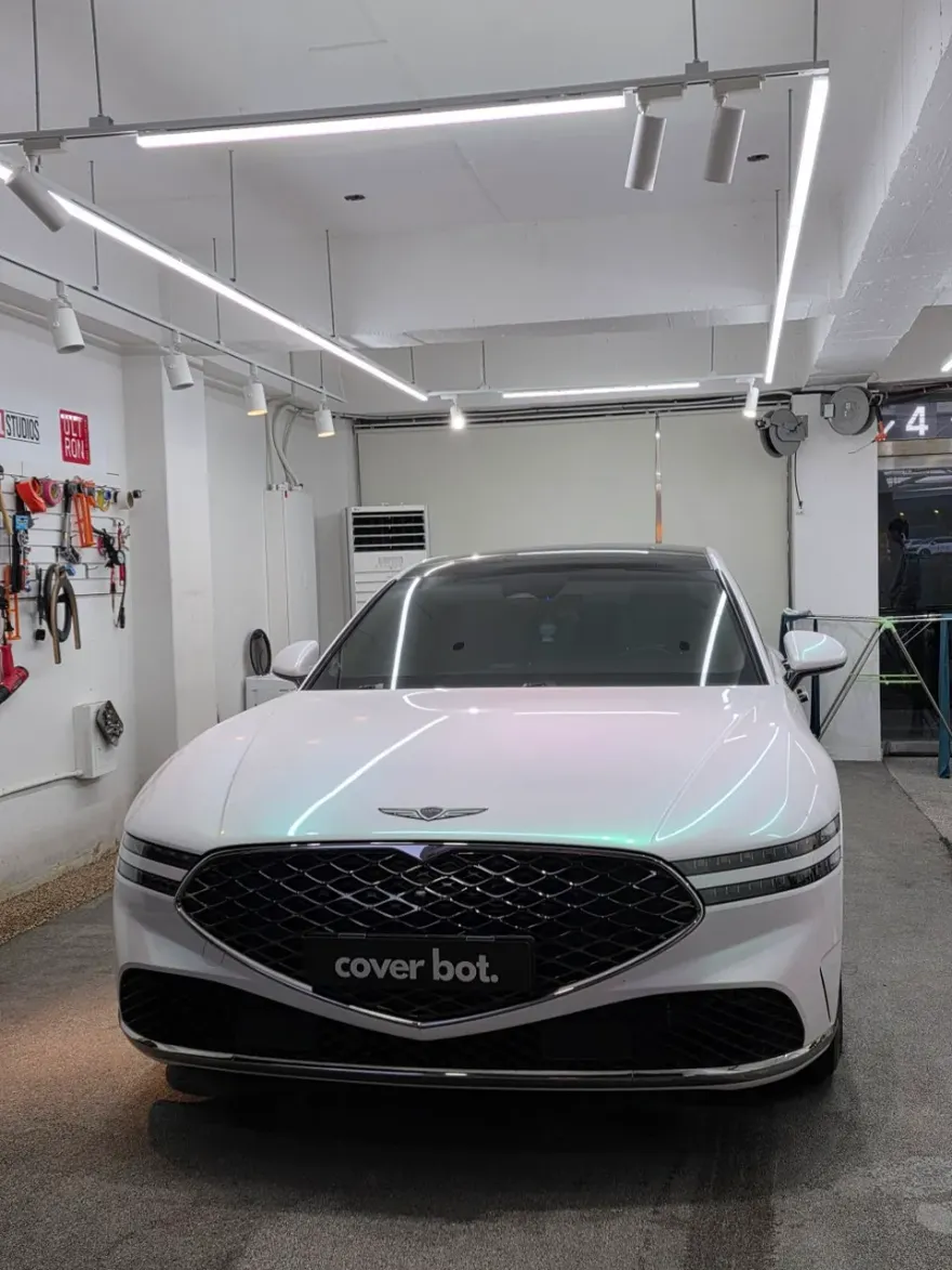 Genesis G90のカーラッピング事例|費用目安・仕上がり 施工写真 2-1