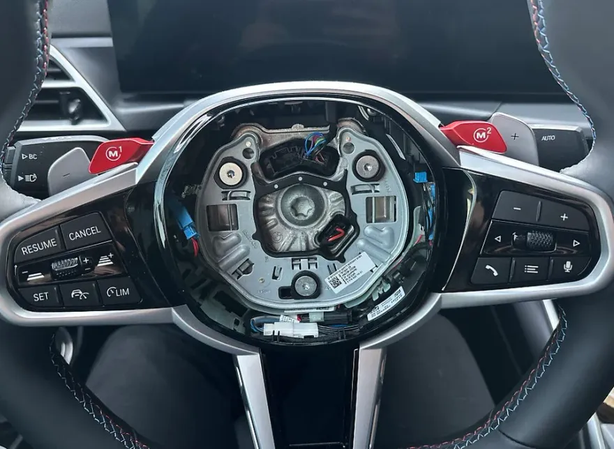 BMW M2 steering wheel - BMW M2 Steering Wheel Customization Review: Cost & Results photo 4