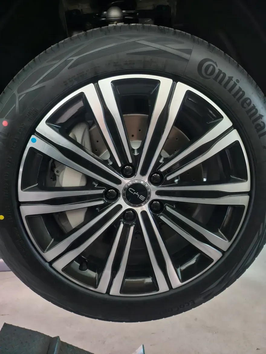 BYD Sealion 7のホイールリペア・塗装事例 施工写真 4-1