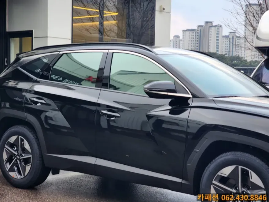 Hyundai Tucson NX4のカーフィルム施工事例|費用目安・仕上がり 施工写真 3-1