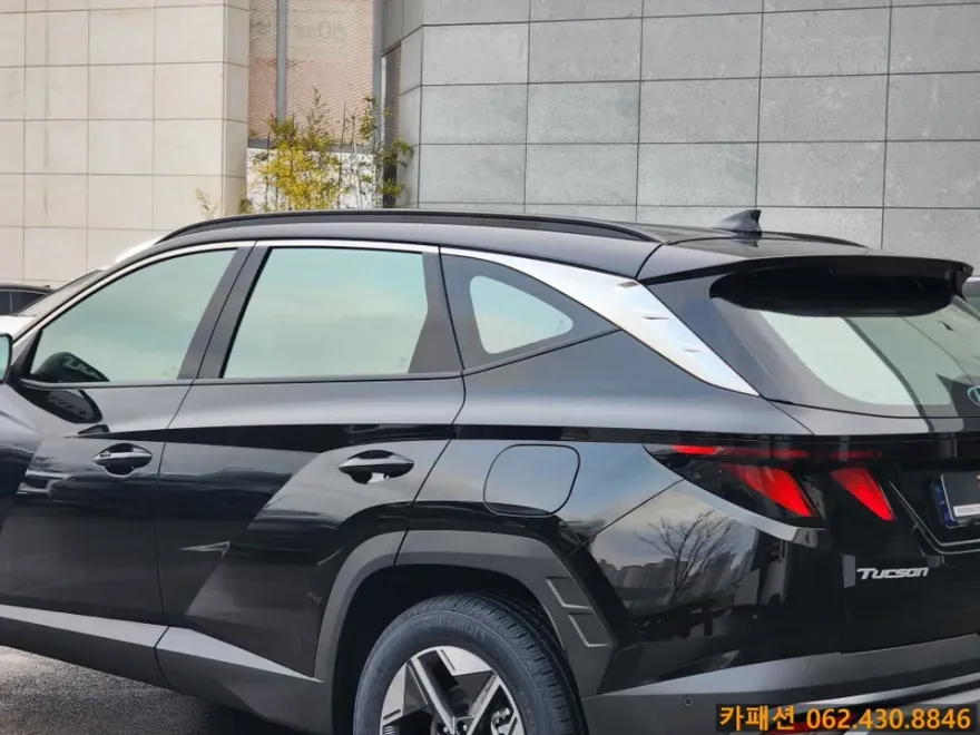Hyundai Tucson NX4のカーフィルム施工事例|費用目安・仕上がり 施工写真 4-1
