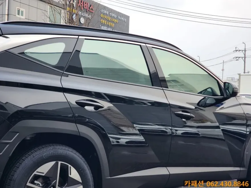 Hyundai Tucson NX4のカーフィルム施工事例|費用目安・仕上がり 施工写真 3-2