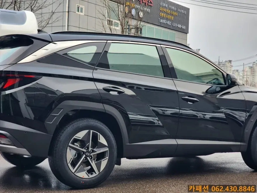 Hyundai Tucson NX4のカーフィルム施工事例|費用目安・仕上がり 施工写真 4-2