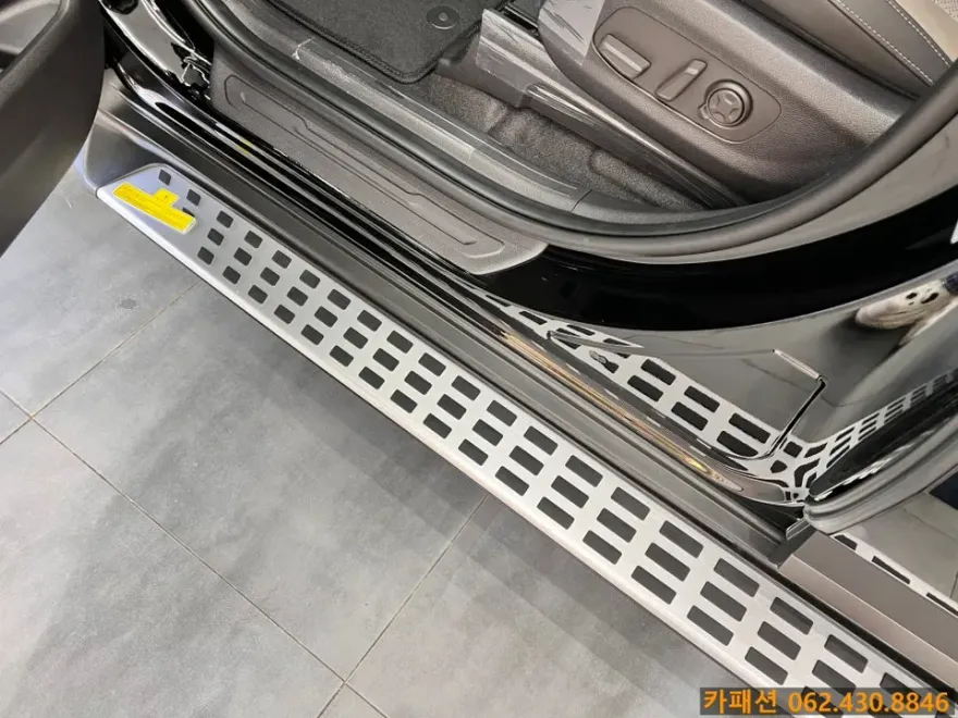 Kia Carnival KA4のカーフィルム施工事例|費用目安・仕上がり 施工写真 2-2