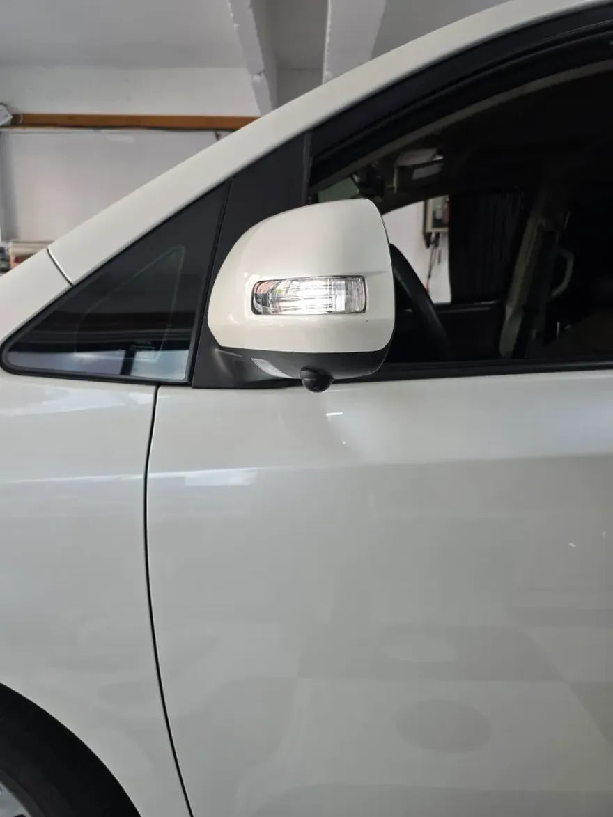 Toyota SiennaのAndroid Auto・CarPlay取付事例 施工写真 1-2