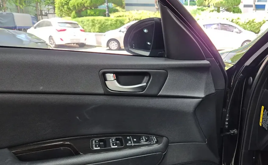 Kia K5 seat ventilation - Kia K5 Seat Climate Upgrade Review — Cost & Results photo 3