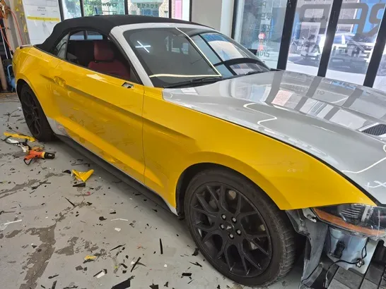 Ford MustangのカラーPPF施工事例|費用目安と仕上がり 施工写真 1-3