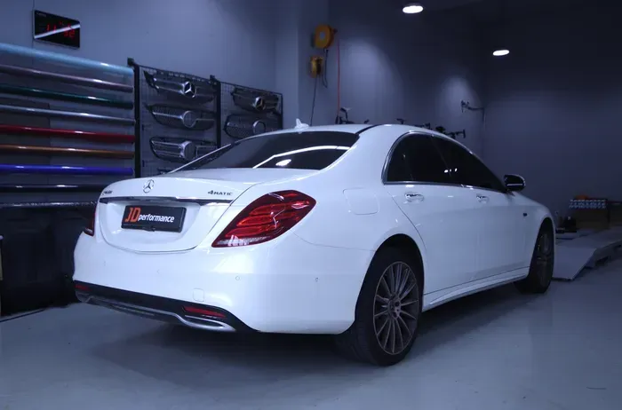Mercedes-Benz S-Class W222 body kit - Mercedes-Benz S-Class W222 Body Kit Review: Cost & Results photo 4