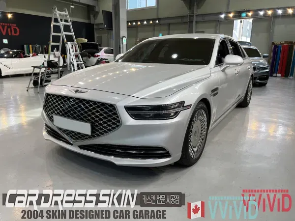 Genesis G90 カーラッピング事例|ホワイトカメレオン 施工写真 1-1