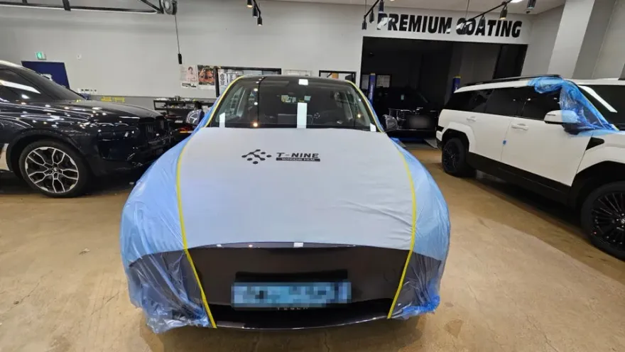 Tesla Model Y new car package - Tesla Model Y New Car Package Review photo 3