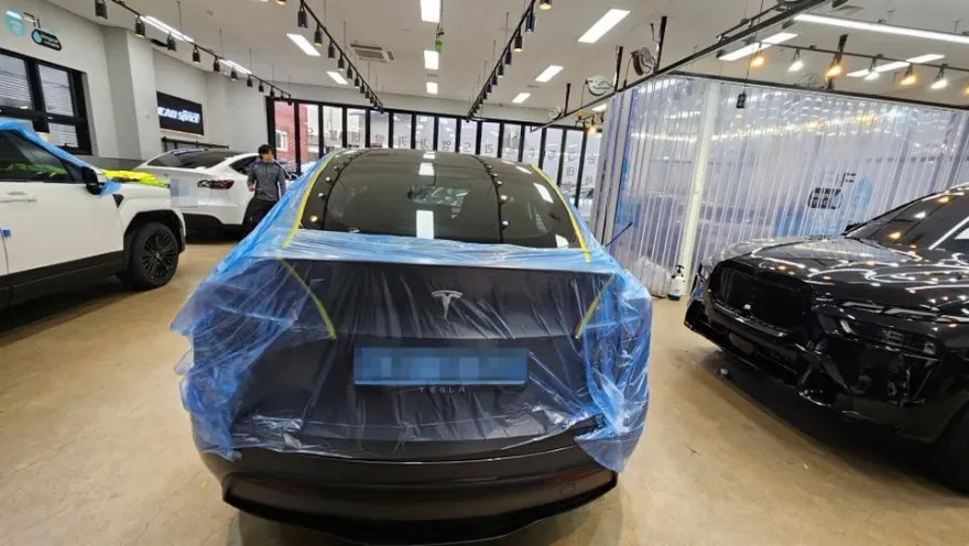 Tesla Model Y new car package - Tesla Model Y New Car Package Review photo 4