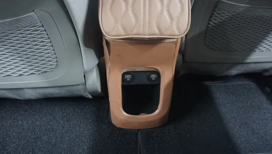 Hyundai IONIQ 5 oem options - Hyundai IONIQ 5 OEM Options Review: Console Upgrade photo 3
