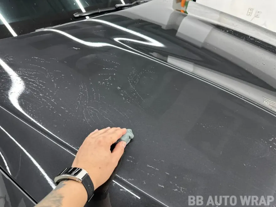 Mercedes-Benz AMG GTのカーラッピング事例|ネオンイエロー 施工写真 1-3