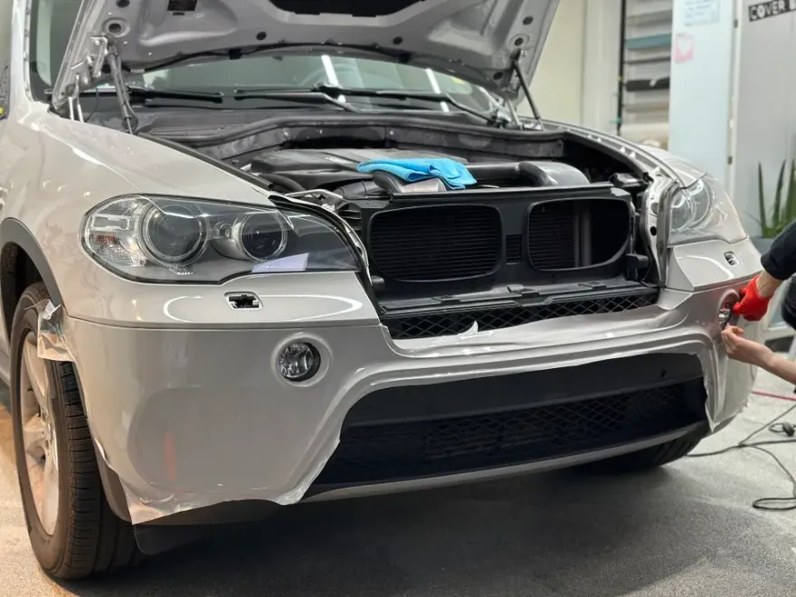 BMW X5のカーラッピング事例 施工写真 3-2