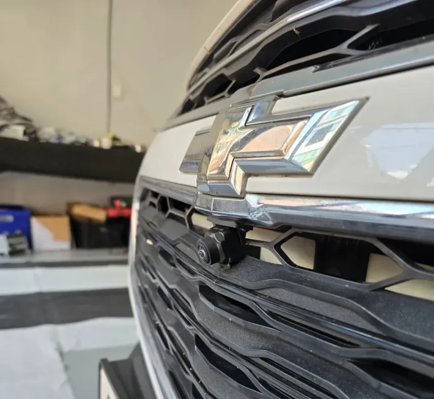 Chevrolet MalibuのAndroid Auto・CarPlay取付事例 施工写真 4-1