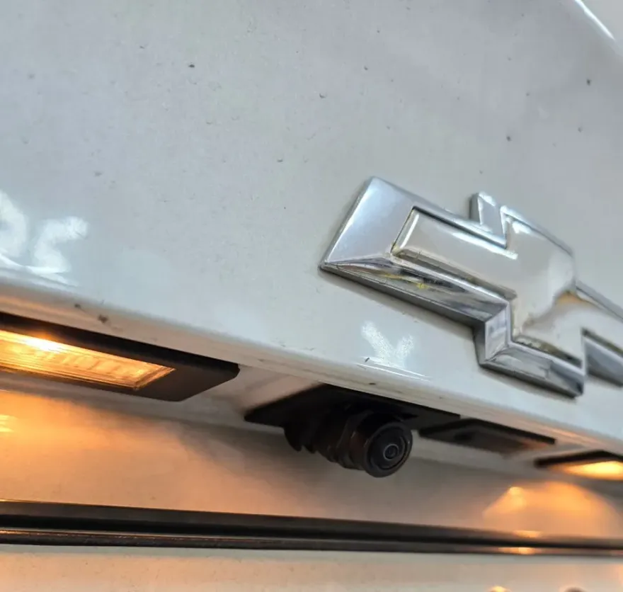 Chevrolet MalibuのAndroid Auto・CarPlay取付事例 施工写真 1-2