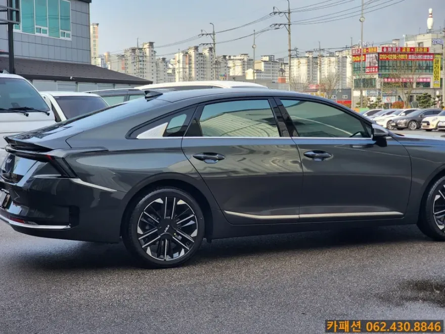 Kia K8のカーフィルム施工事例|費用目安と仕上がり 施工写真 3-2