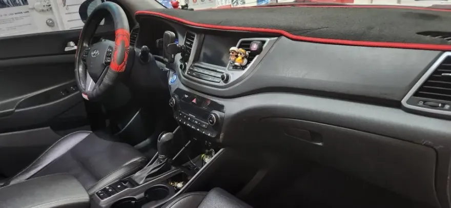 Hyundai Tucson ambient lighting installation result