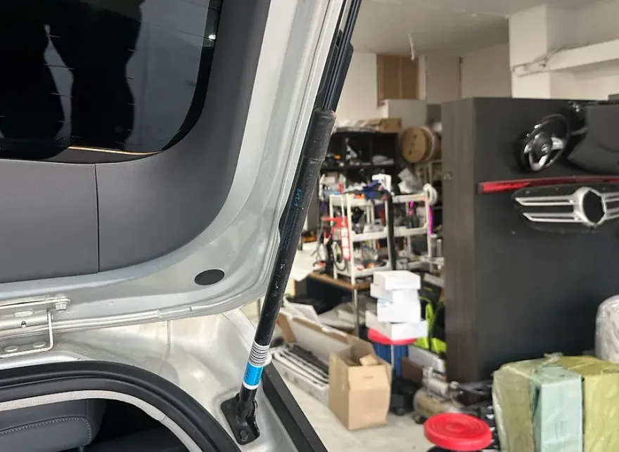 Kia EV3 oem options - Kia EV3 OEM Options Review: Factory Upgrade Cost photo 4