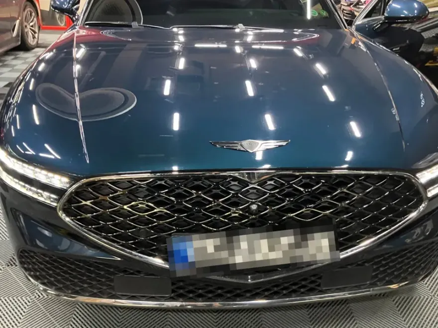Genesis G90のドラレコ取付事例|費用目安と仕上がり 施工写真 1-1