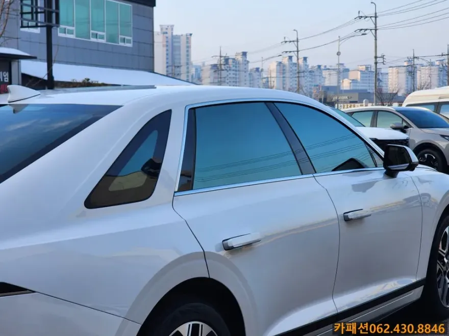 Hyundai Grandeur GN7 カーフィルム施工事例|費用目安・仕上がり 施工写真 1-3