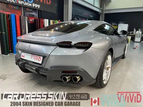 Ferrari Romaのカーラッピング事例|グロウパール色 施工写真 2-1